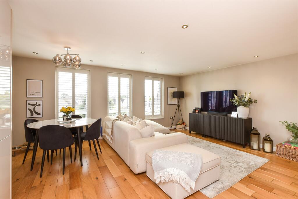 Kitchen Lounge/Diner