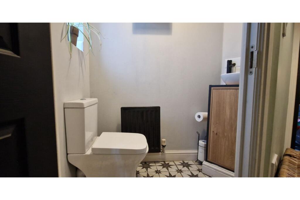 Downstairs Bathroom
