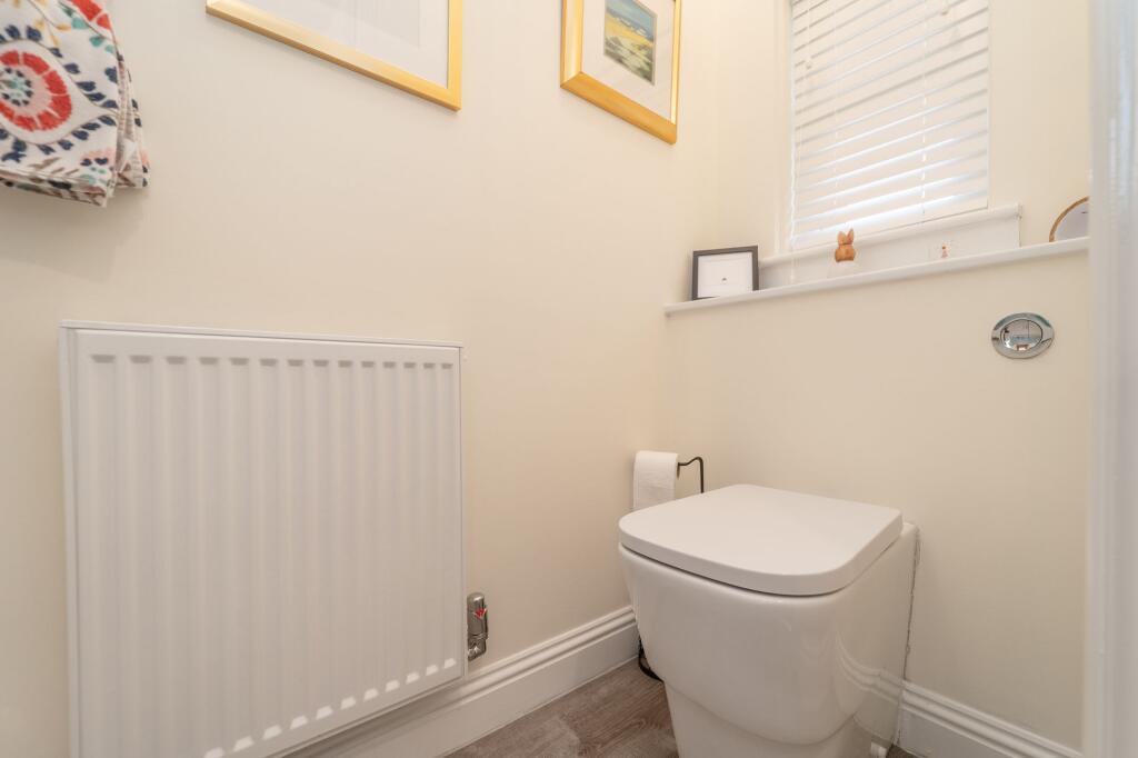 Living Level Toilet