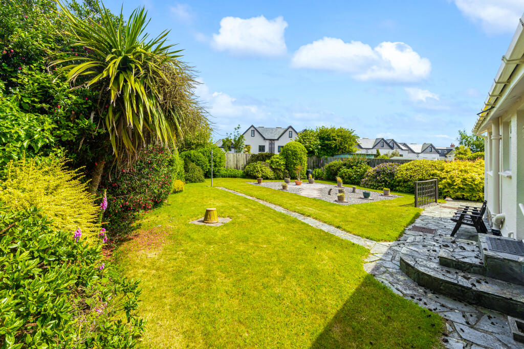 8 Rear Garden 12 Deer Park Road Stoke Fleming - 25