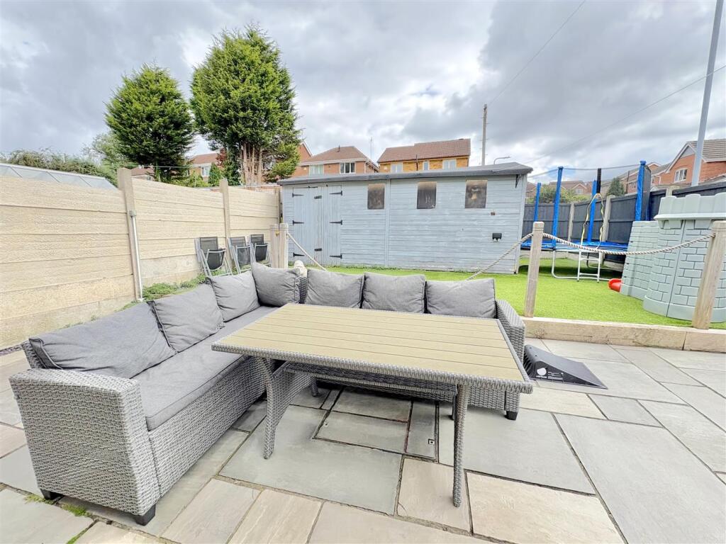 Enclosed Rear Garden