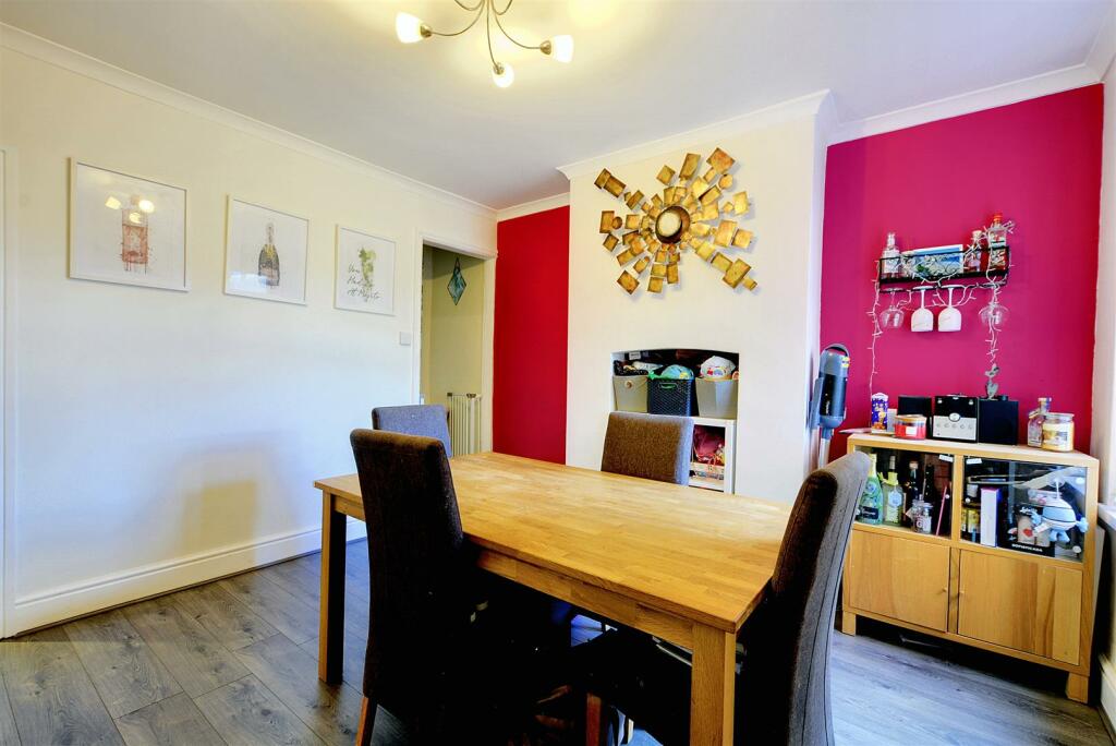 Dining Room_2.jpeg