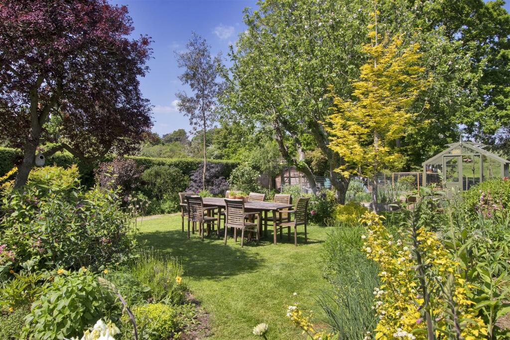 Garden.JPG