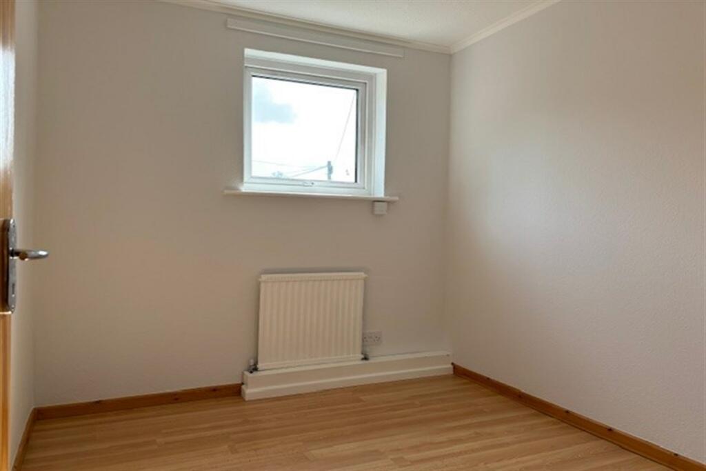Bedroom 3 (Main)