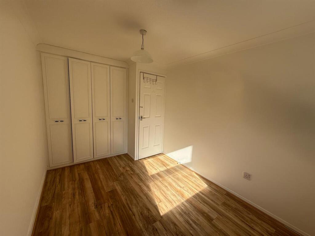 bedroom.jpg