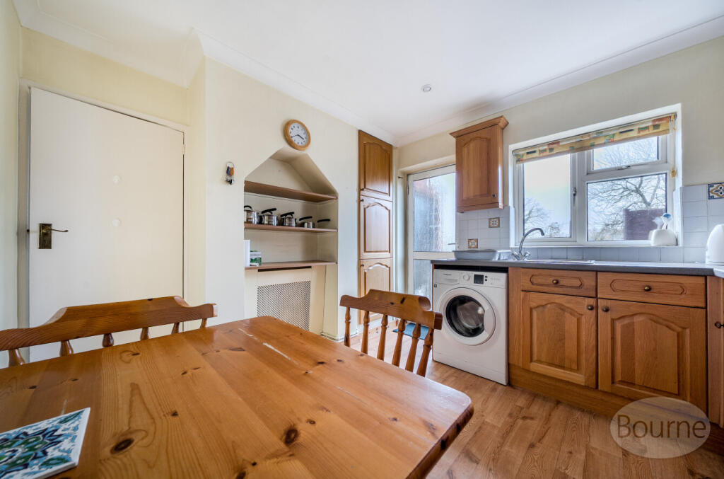 303e8085-5993-4c6...