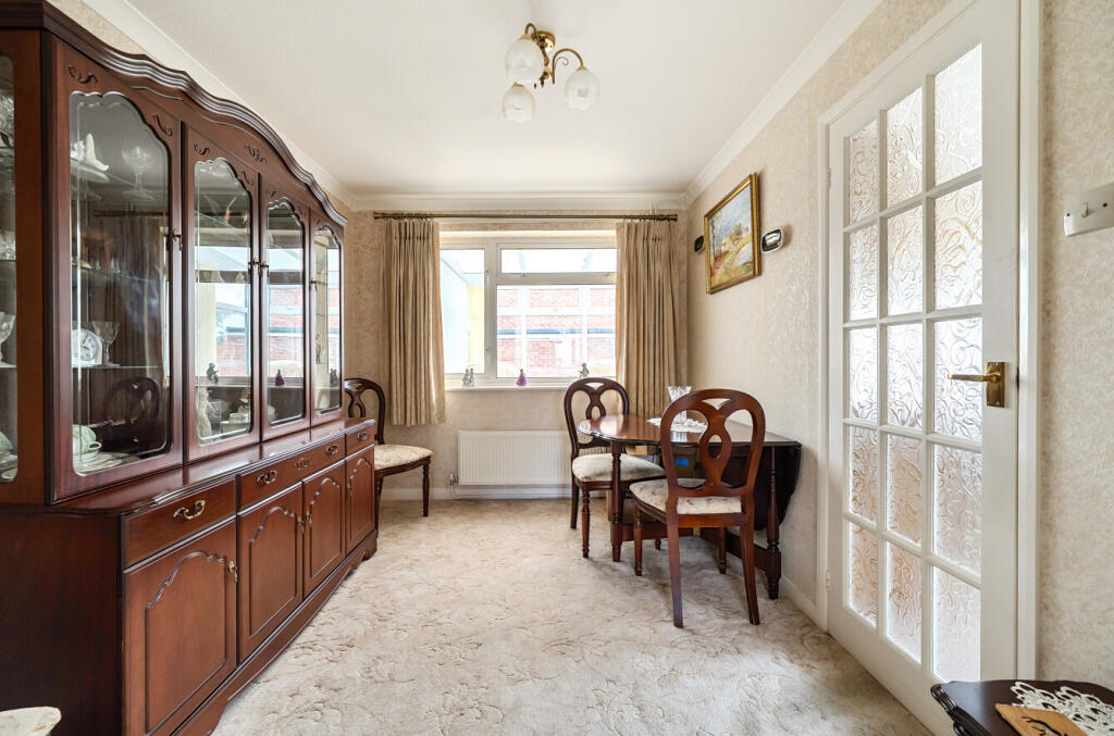 1336235-7-689a4ac...