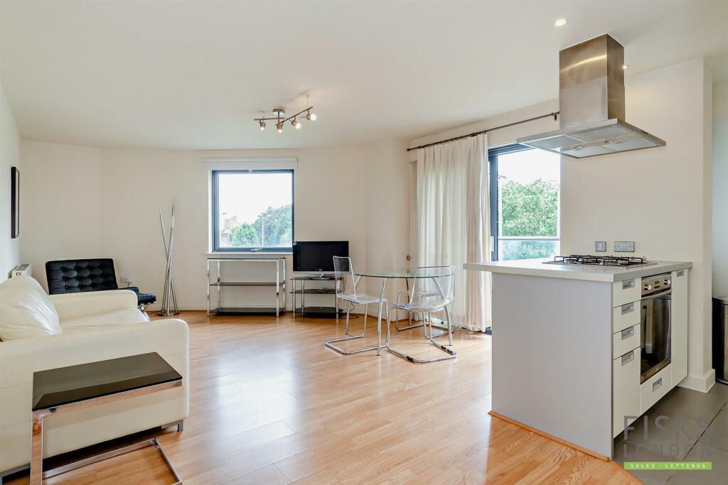 8612423-interior09-800.jpg