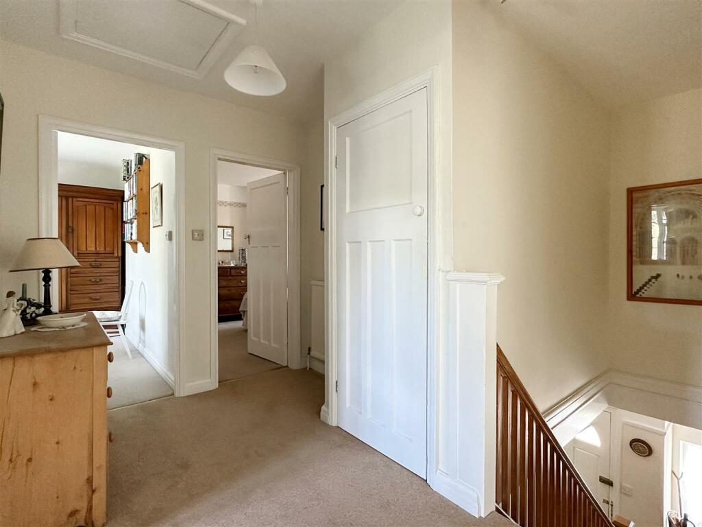 Img (8).jpg