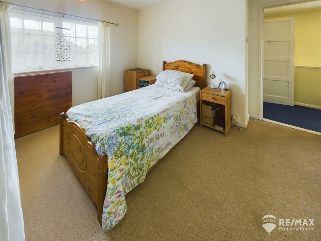 Bedroom 2.jpg