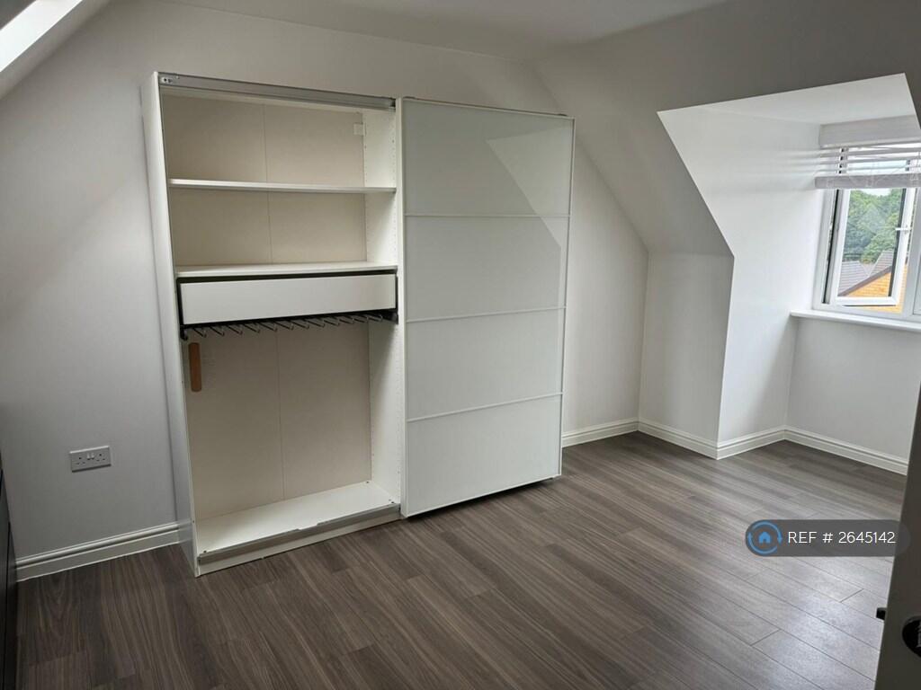 Second Floor - Bedroom 2 With Ensuite