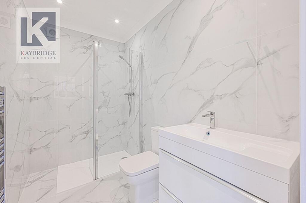 Cudas Close, Epsom - KT19 0QF