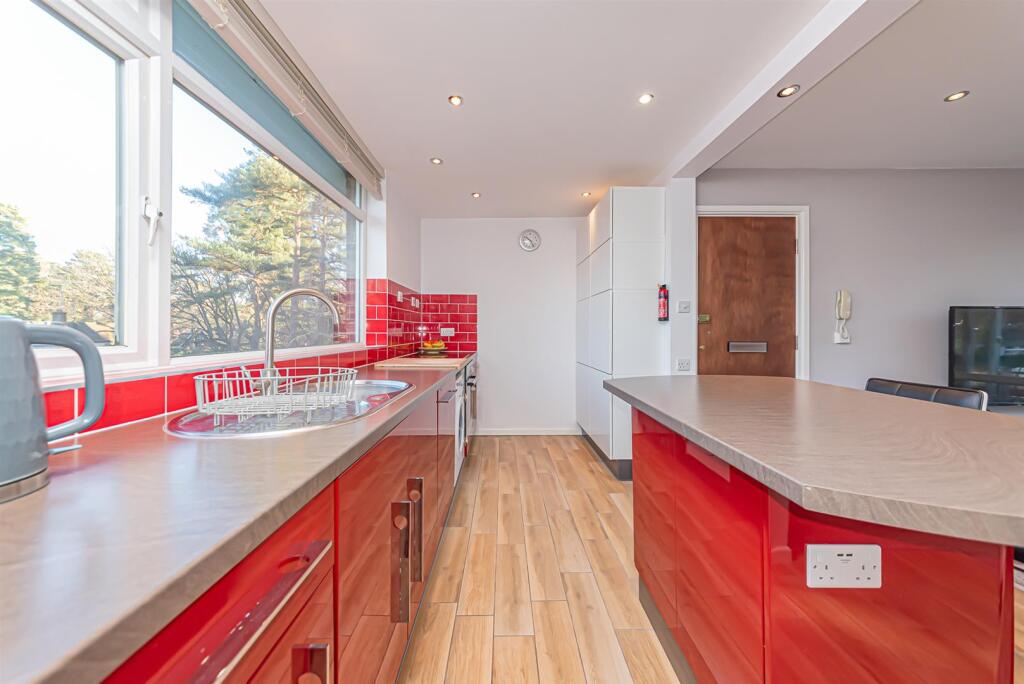 6 Birch Court (10).jpg