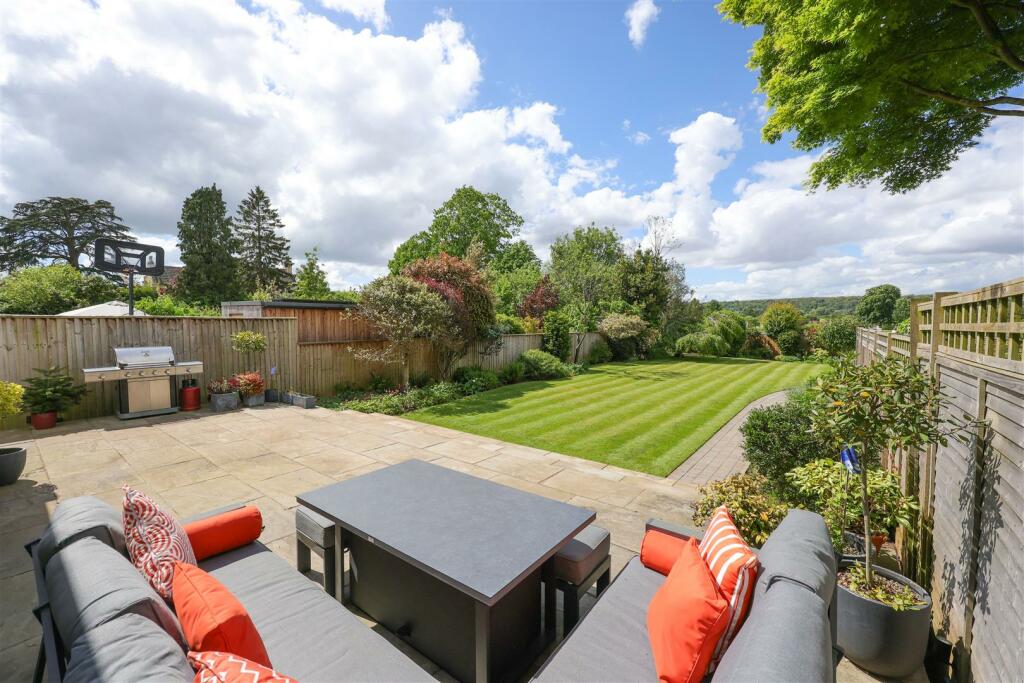 13 Red House Lane 39.JPG