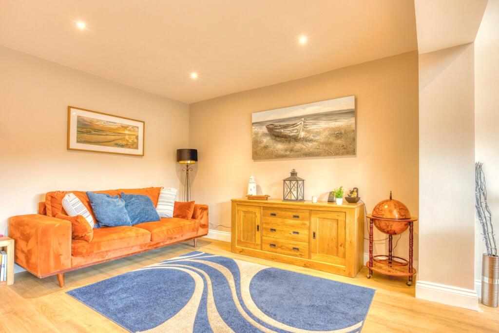 Ewemove Taunton - Hoveland Lane (3)