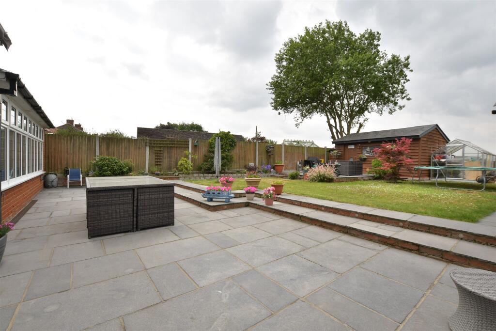 Patio / Decking