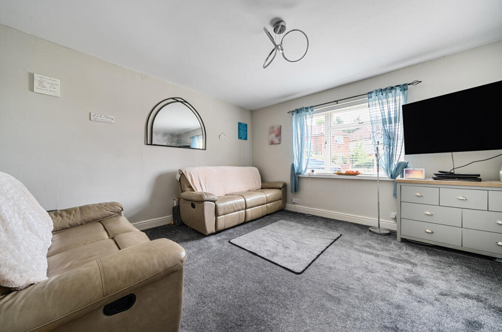 1319686-7-686bc3e...