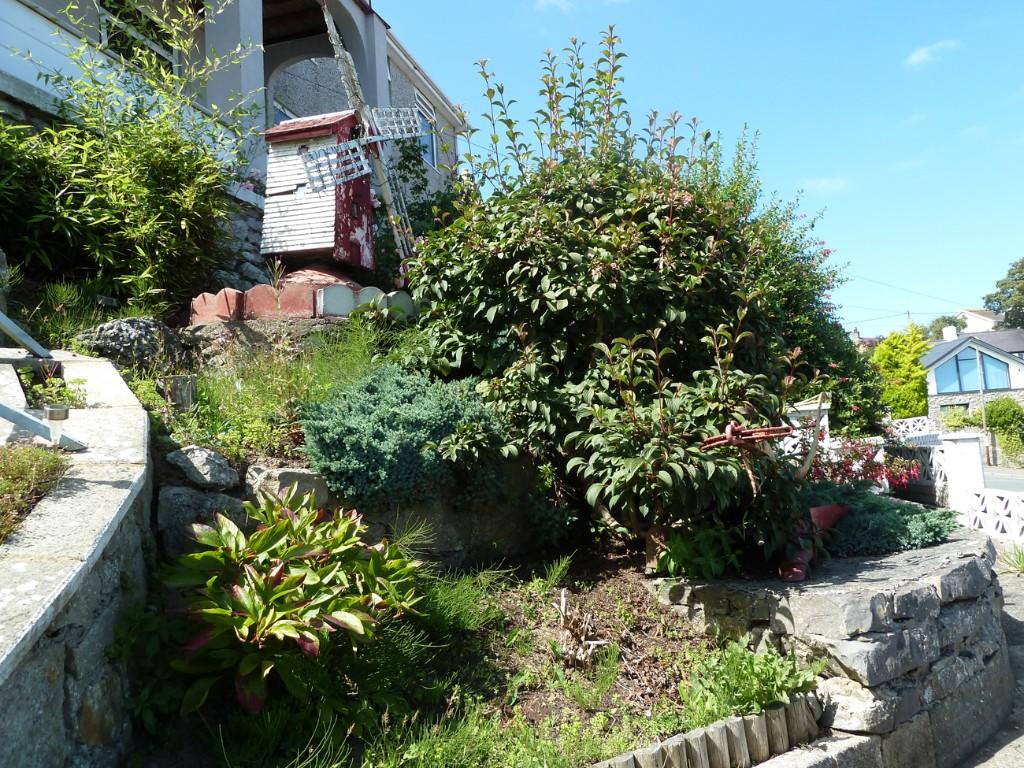 Front terraces