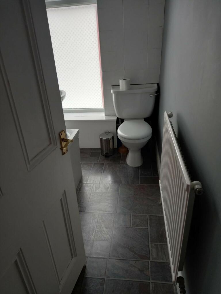 Photograph 4