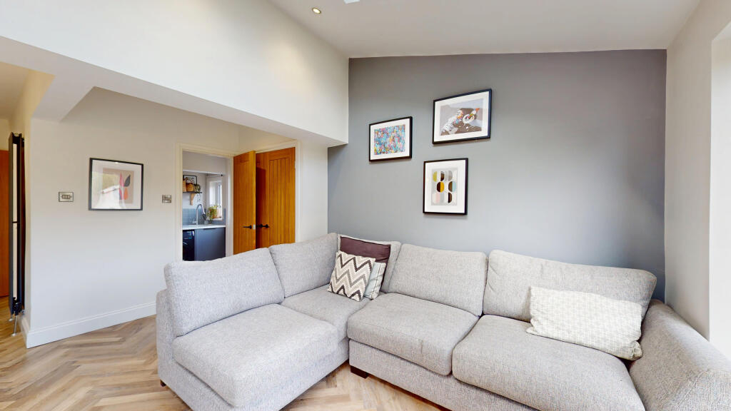 16-The-Poplars-08132025_170830