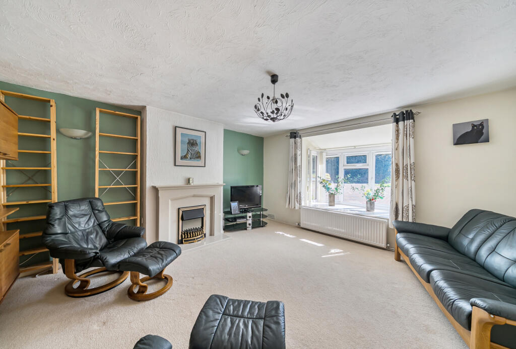 1350718-9-68c4363...