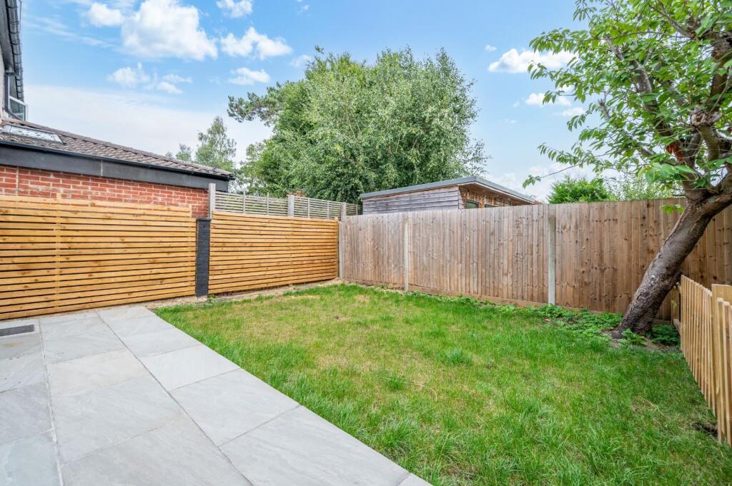 EWELL PARK WAY,  (13).jpg