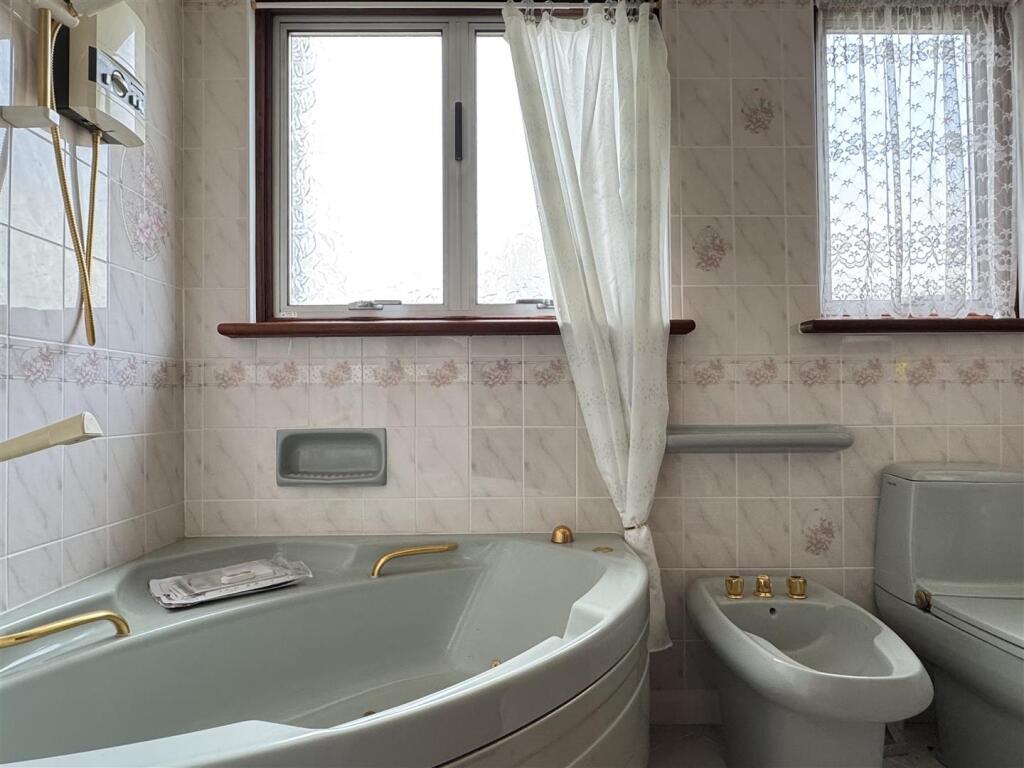 Family Bathroom