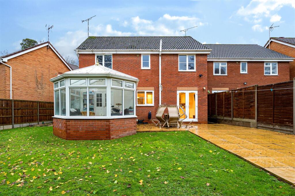 18 Poplar Grove, Ryton On Dunsmore (15).jpg