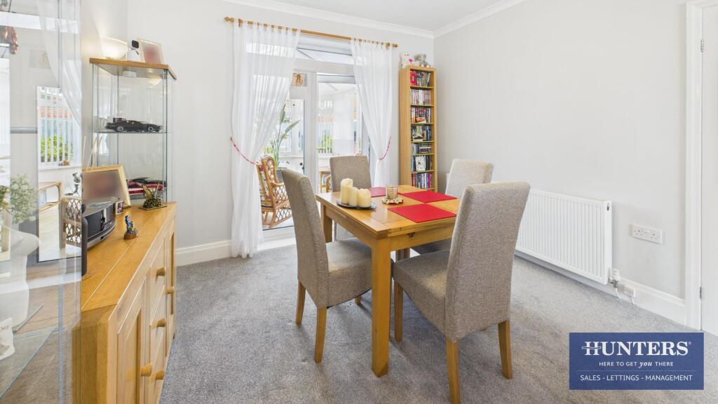 Living Room/Dining Room