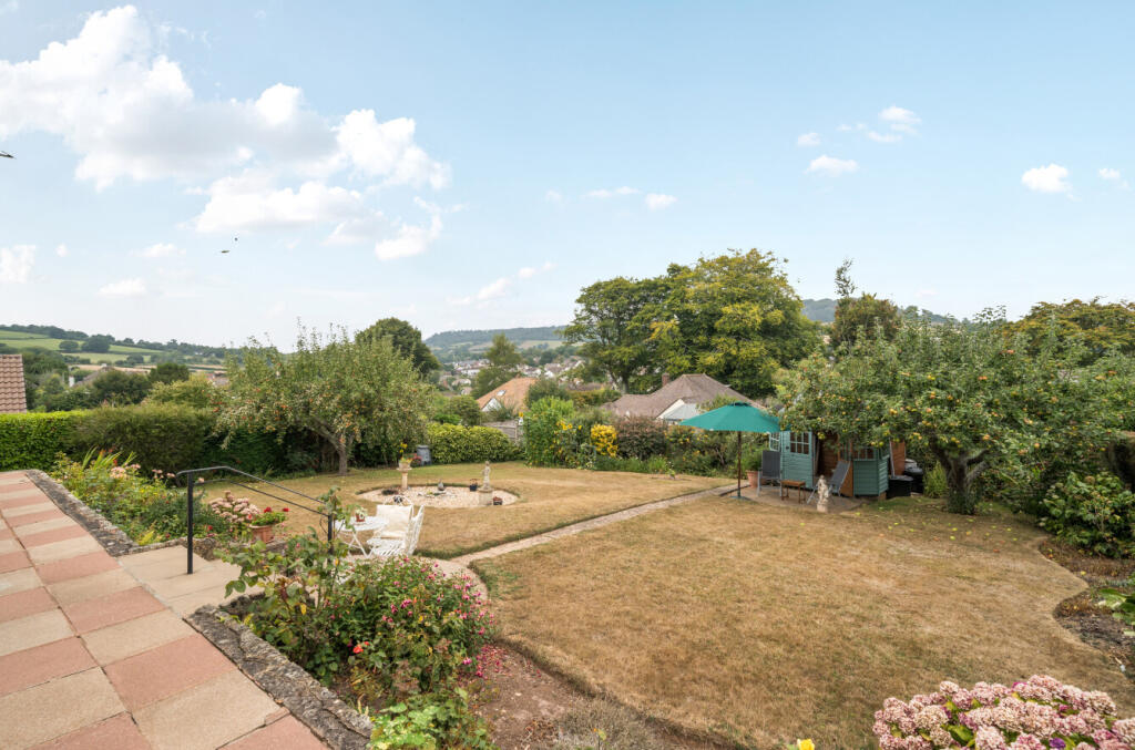 1334860-15-689c96...