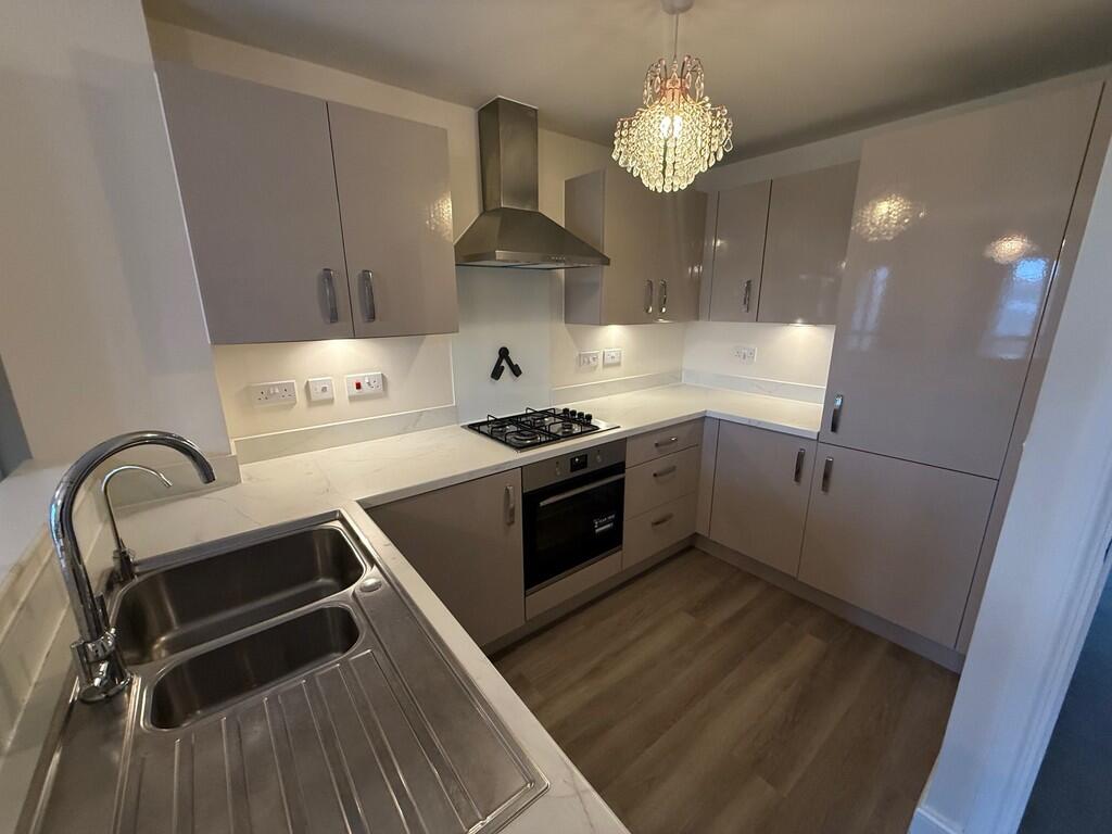 Kitchen 1