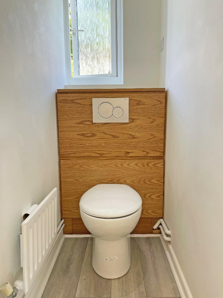 Separate WC