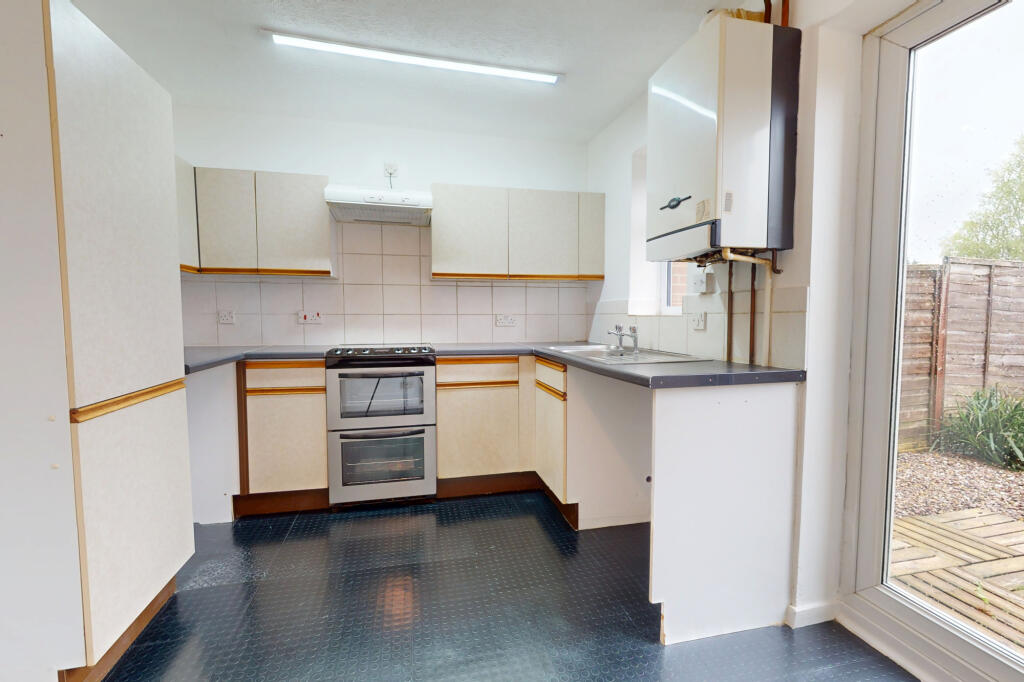Kitchen / Breakfast Room