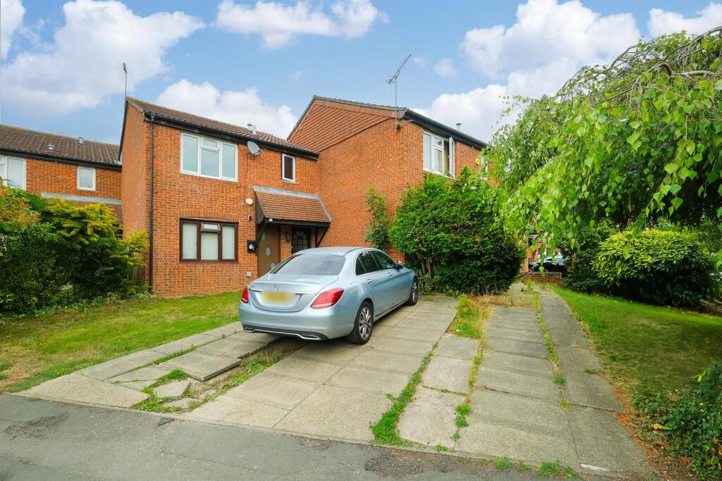 Mapleton Road E4