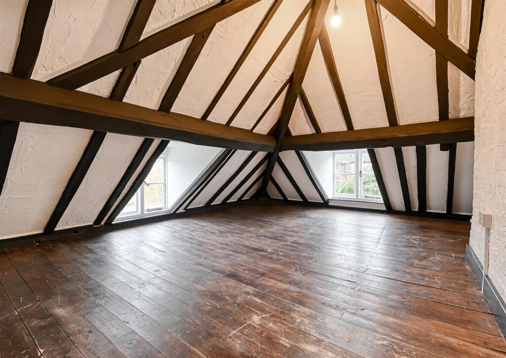 42 Riverside -18.jpg