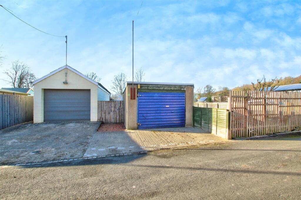 Garage &amp; Parking