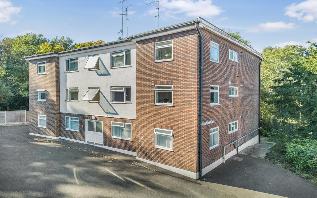 1-6 Whitehall Lodge, Bentley Way, Woodford Green IG8 0SF