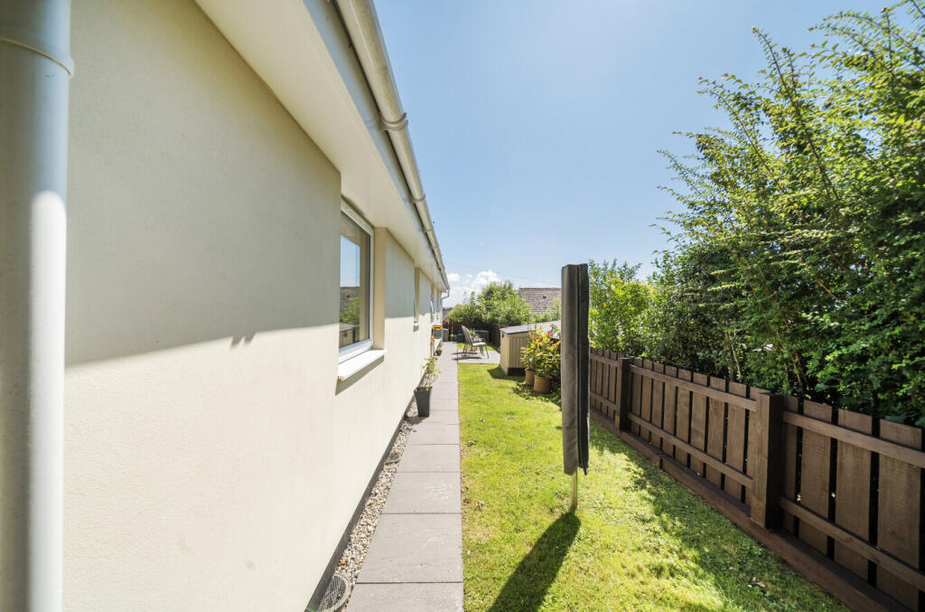 1321687-6-686fa6d...