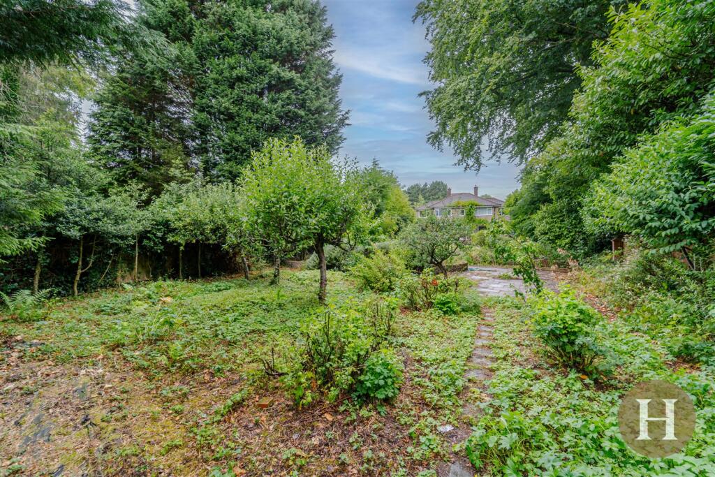 Hadleigh Estate Agents-47.jpg