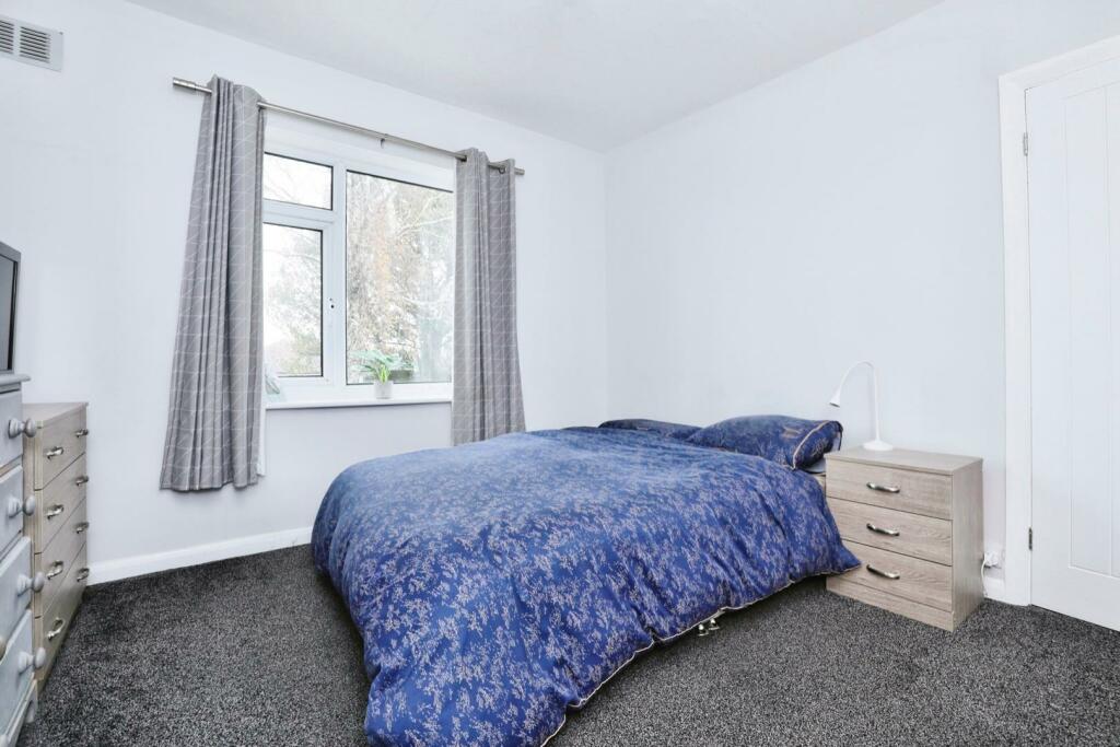 BEDROOM NO.2