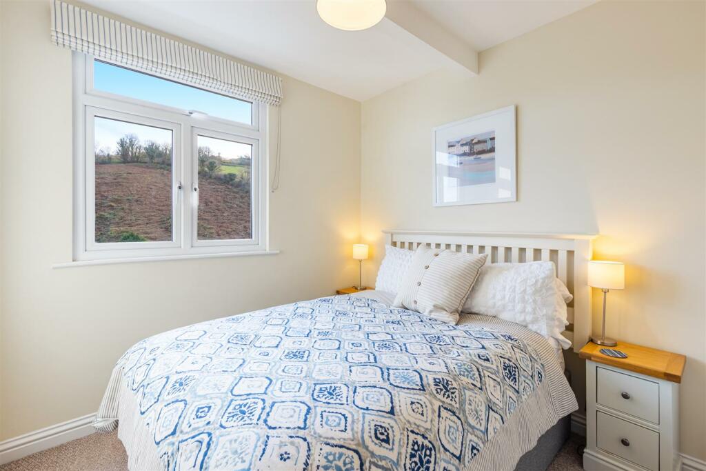 A07 - Flat 7 Hillside Court 114 Victoria Road Dart