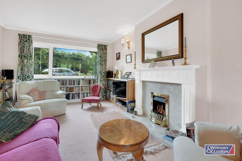 Four Bed Detached House in Glusburn23.jpeg