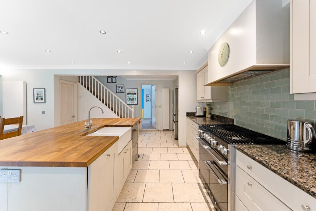 Large kitchen