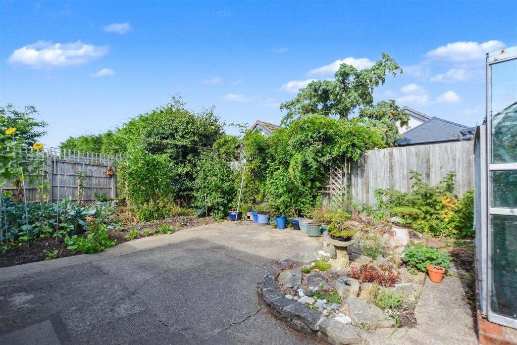 Garden_1.jpeg