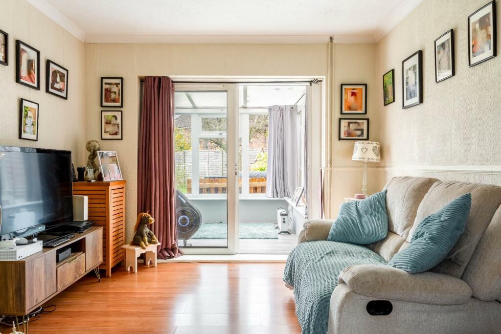 279 Carden Avenue-2.jpg