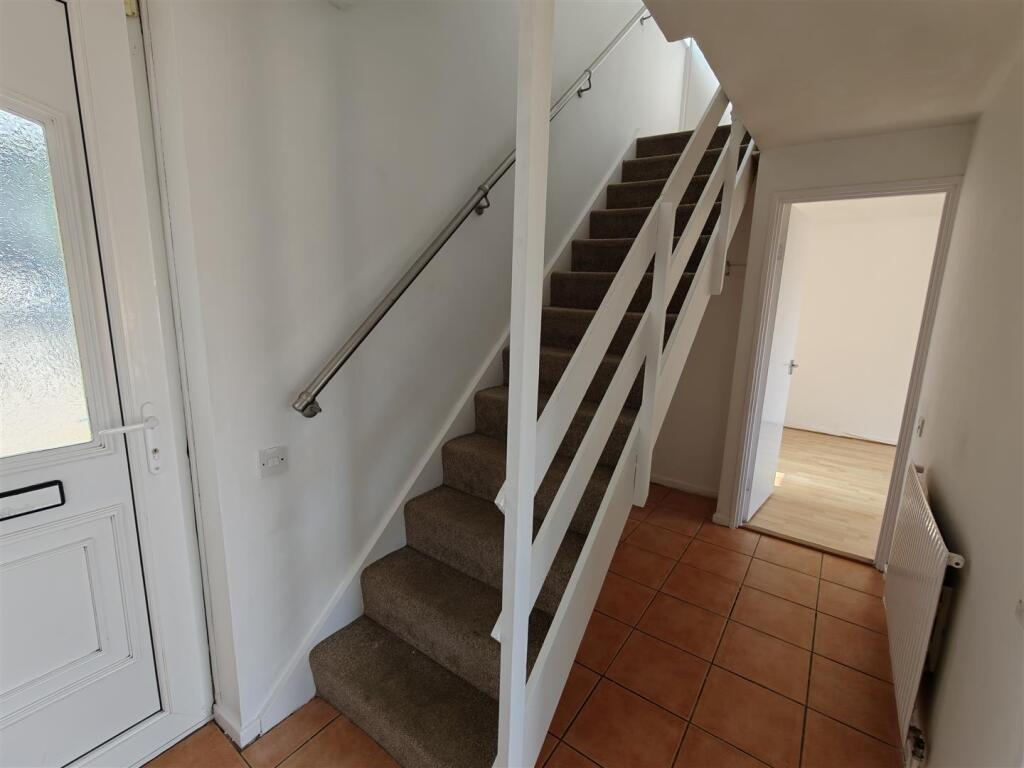 Hallway.jpg