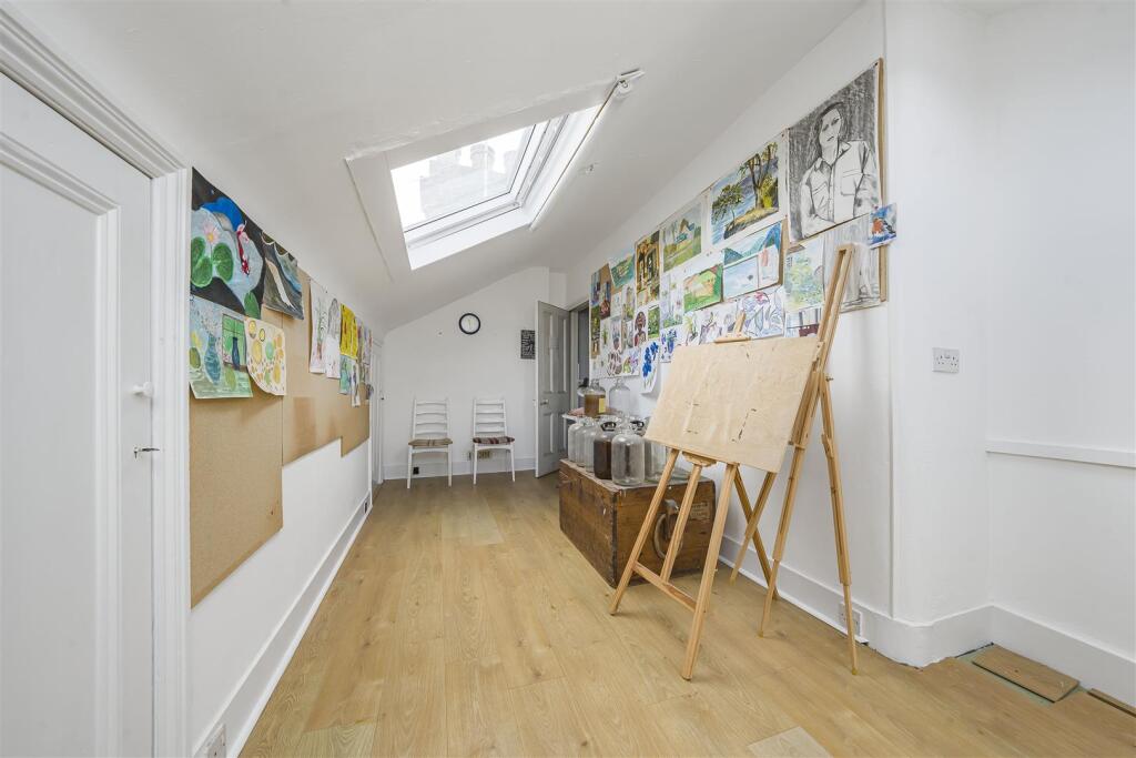 Bedroom (Second Floor)