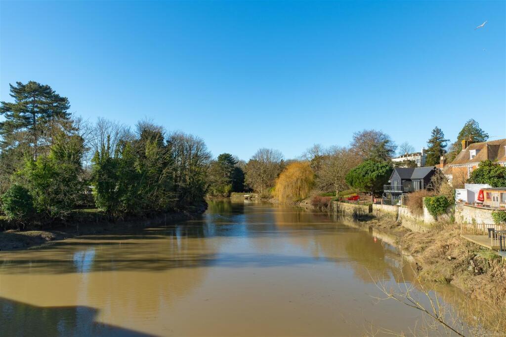 Riverside Location.jpg