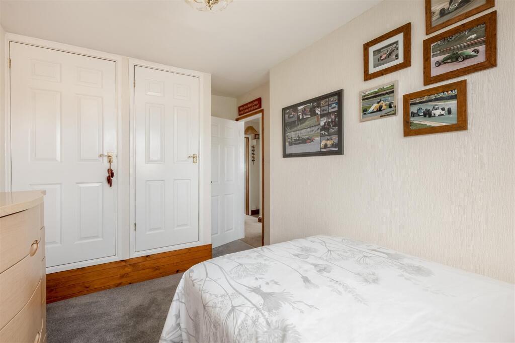 26 Elm Crescent-1682-11.jpg