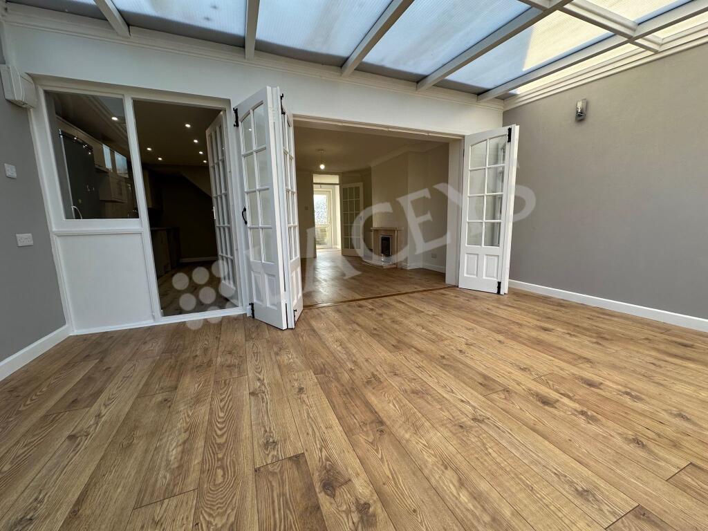 Garden room